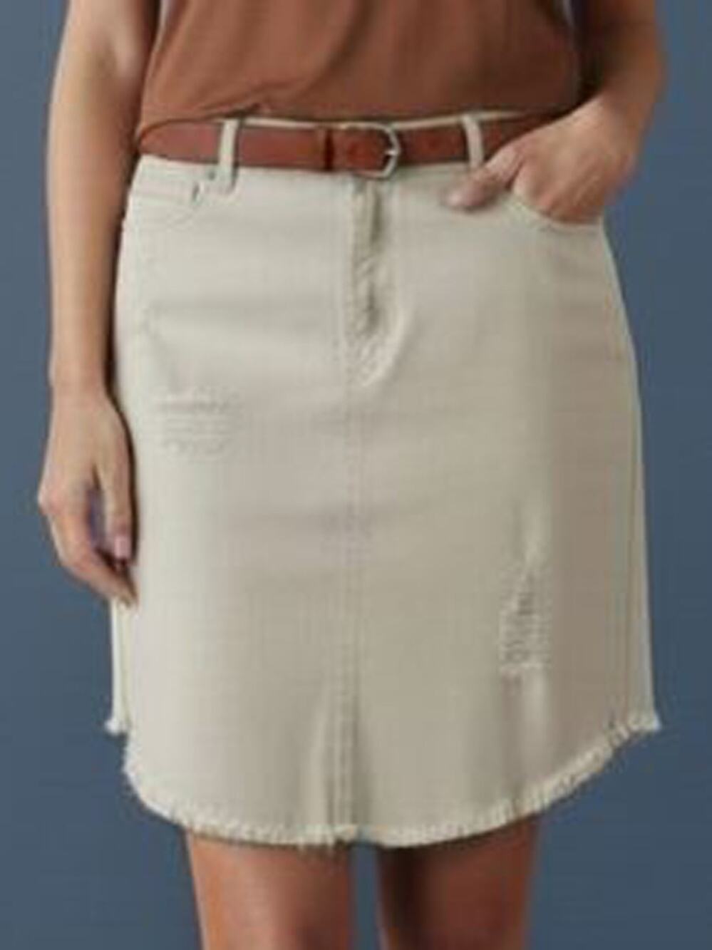 EST. 1946 Denim Skirt in Distressed Creamy White Women's Size: 14 Rounded Bottom